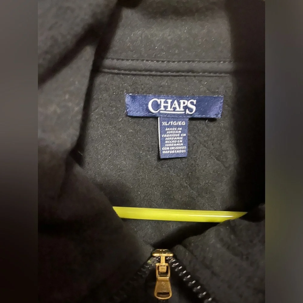 Fleece vest - Picture 3 of 3